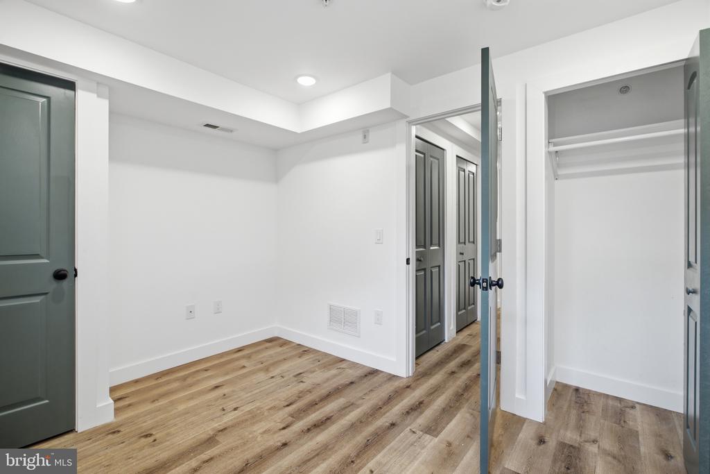 4243 MANTUA AVENUE Unit: A