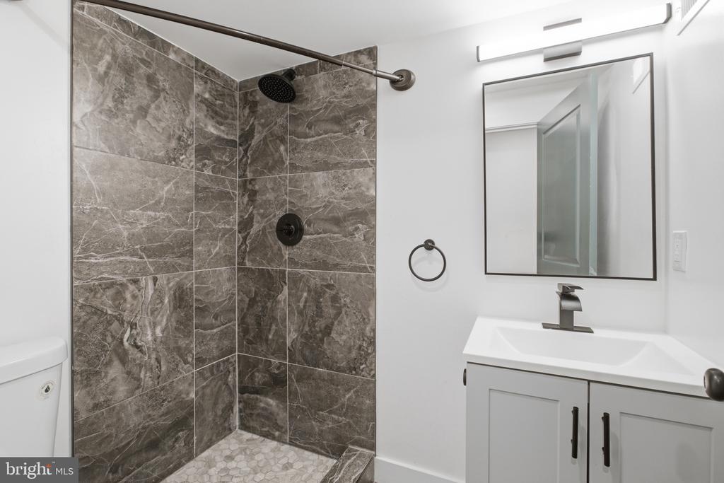 4243 MANTUA AVENUE Unit: A