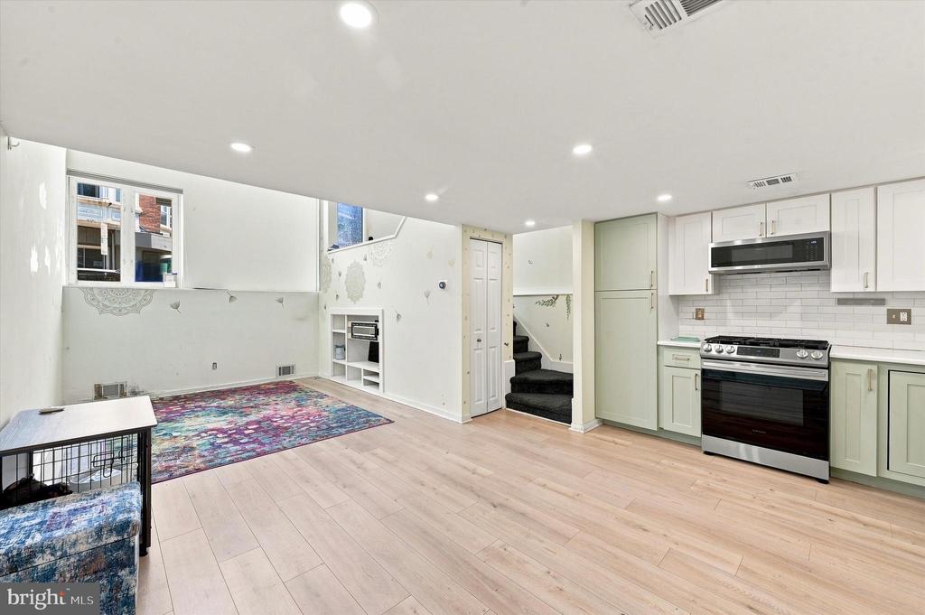 770 S 3RD STREET Unit: A