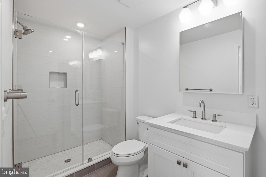 3637 N 16TH STREET Unit: C