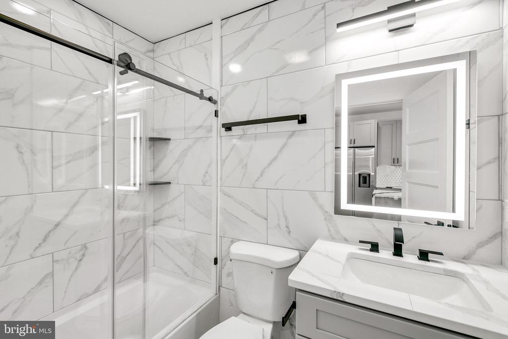 2054 N 2ND STREET Unit: 6
