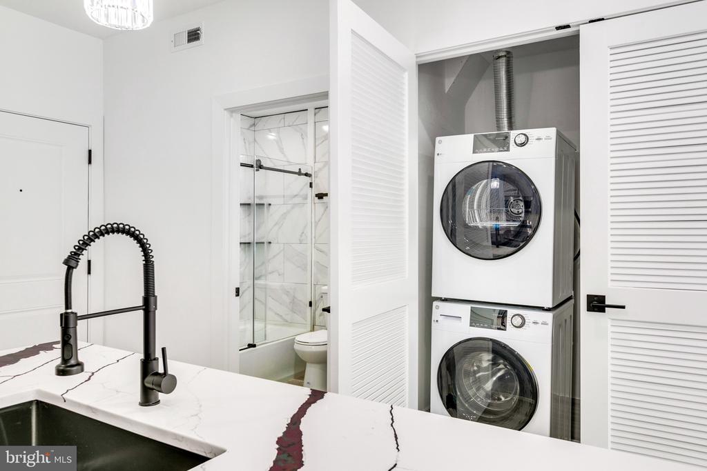 2054 N 2ND STREET Unit: 6