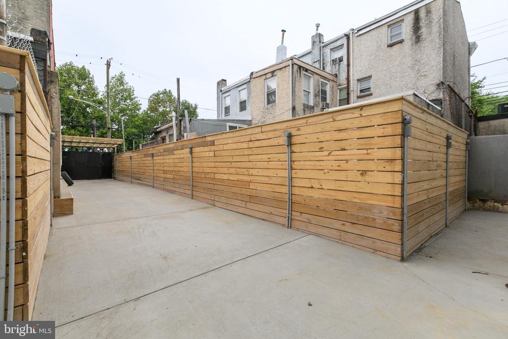 2054 N 2ND STREET Unit: 6