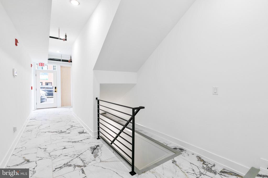 2054 N 2ND STREET Unit: 6