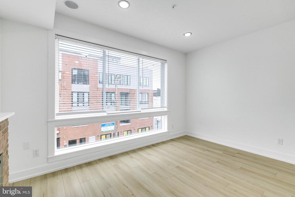 2054 N 2ND STREET Unit: 12