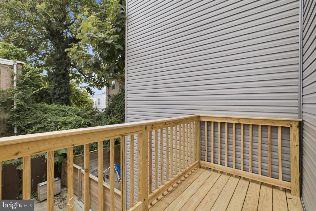 2251 N 12TH STREET Unit: 2
