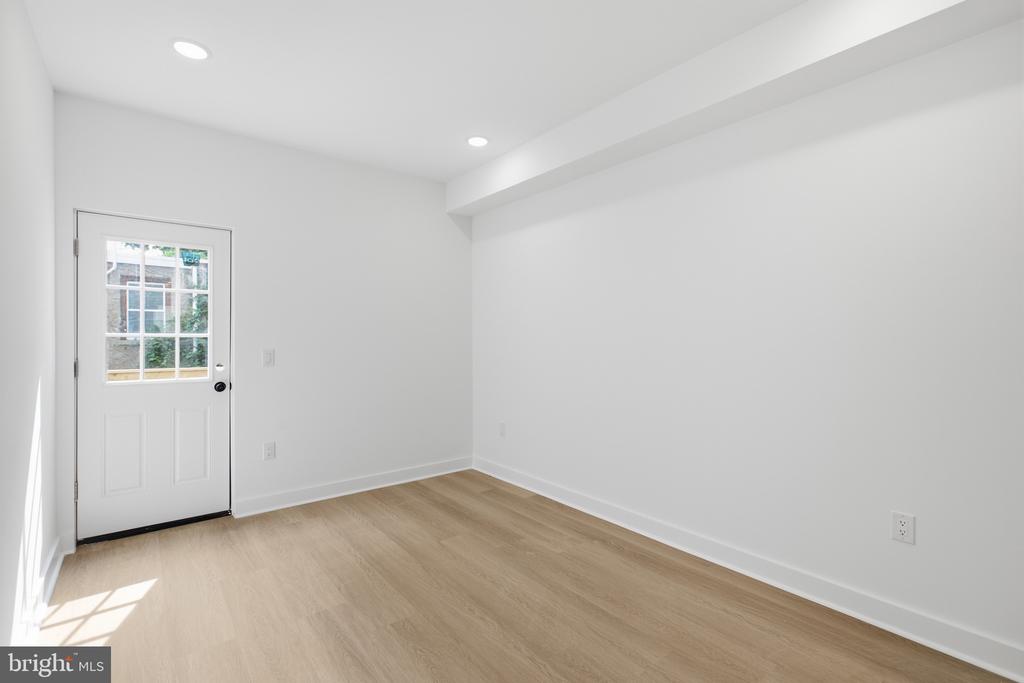2251 N 12TH STREET Unit: 2