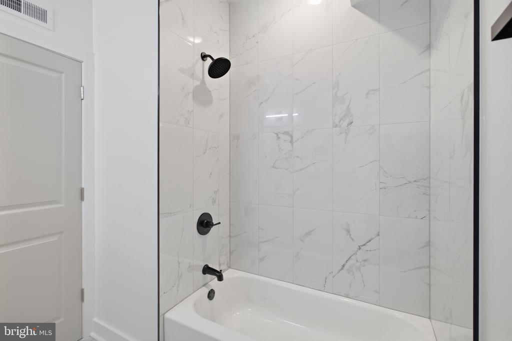 2251 N 12TH STREET Unit: 2