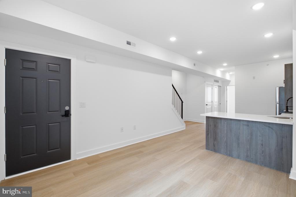 2251 N 12TH STREET Unit: 3