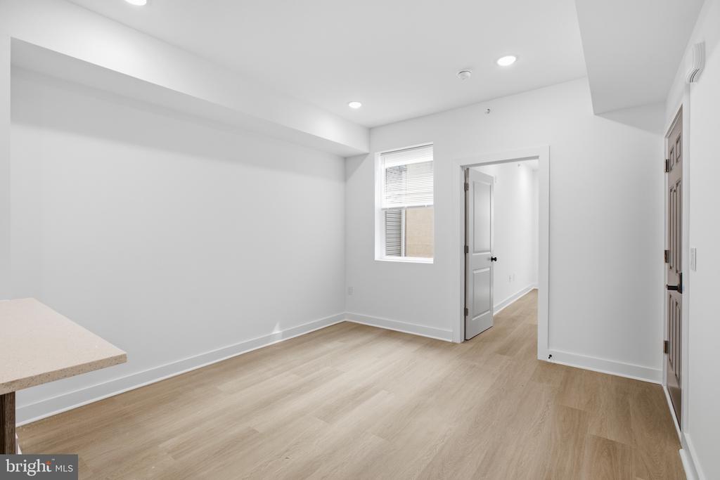 2251 N 12TH STREET Unit: 3