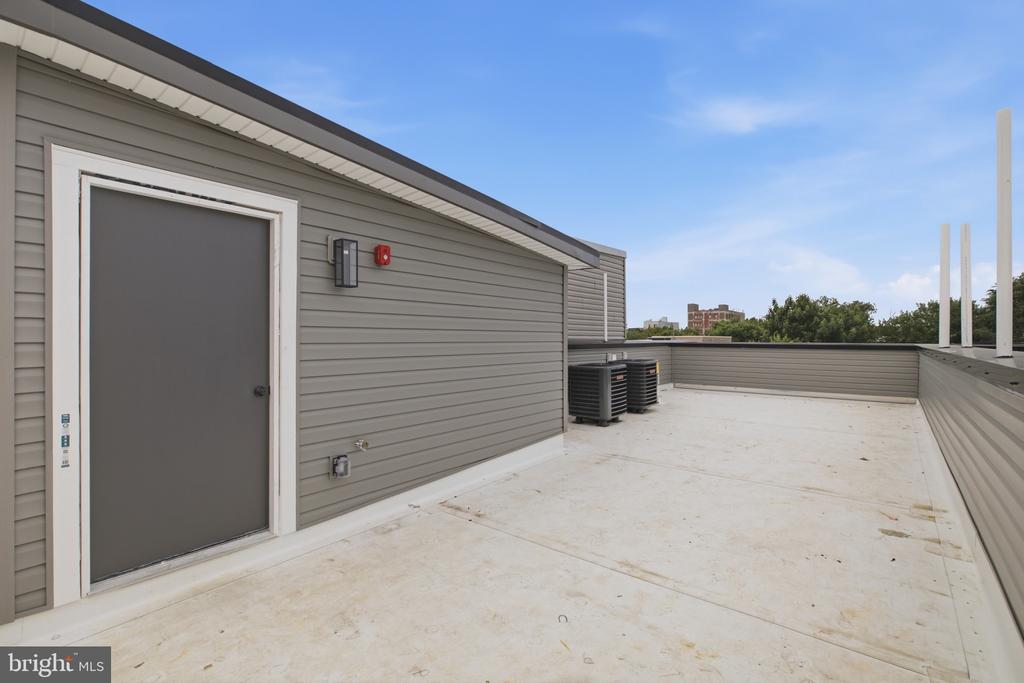 2251 N 12TH STREET Unit: 3