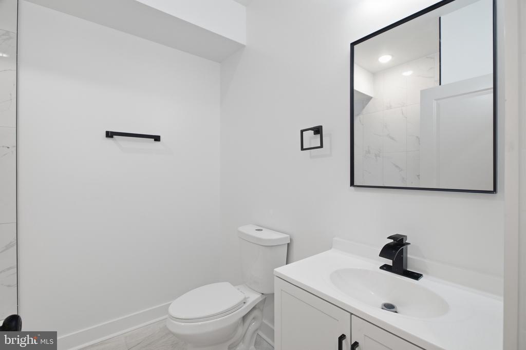 2251 N 12TH STREET Unit: 3