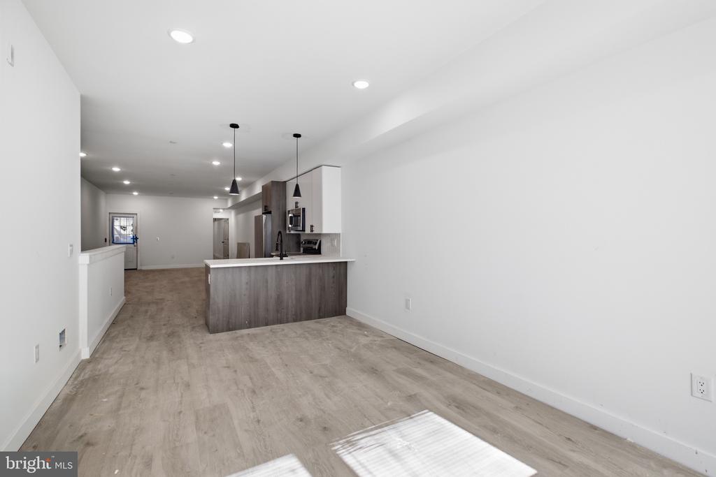 2326 N 16TH STREET Unit: 1