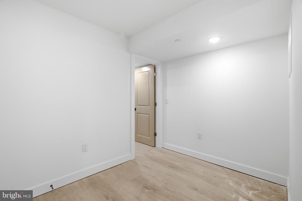 2326 N 16TH STREET Unit: 1