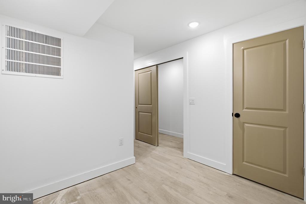 2326 N 16TH STREET Unit: 1