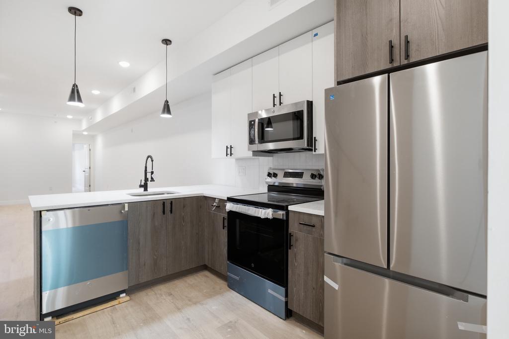 2326 N 16TH STREET Unit: 3