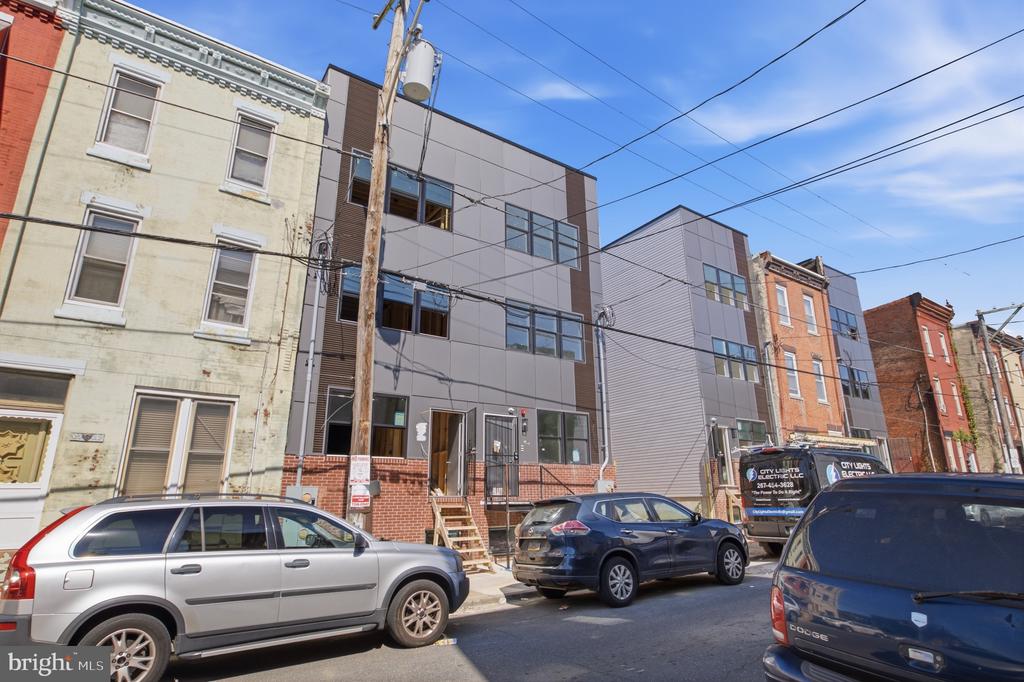 2326 N 16TH STREET Unit: 3