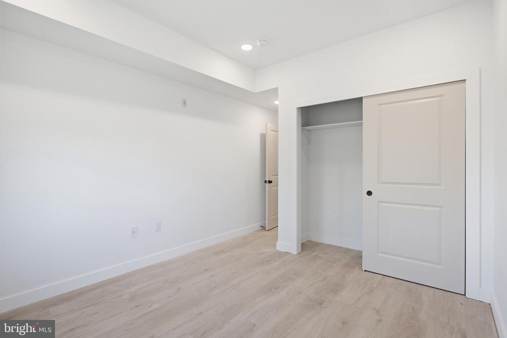 2326 N 16TH STREET Unit: 3
