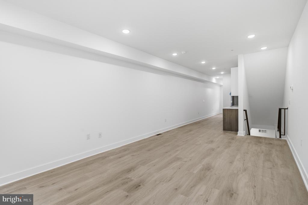 3974 RENO STREET Unit: 1