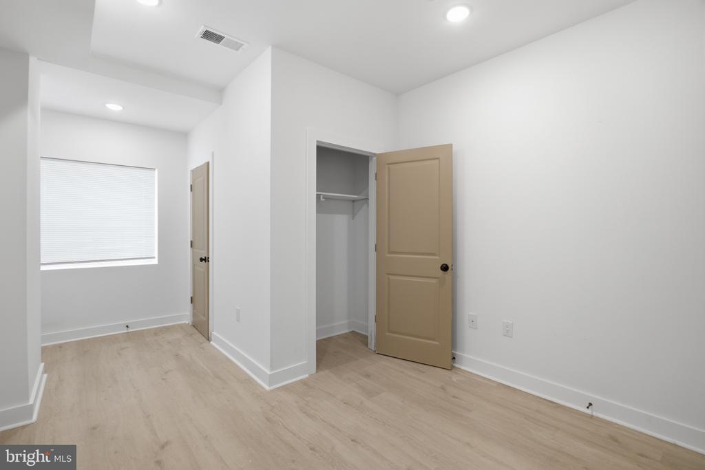 3974 RENO STREET Unit: 1
