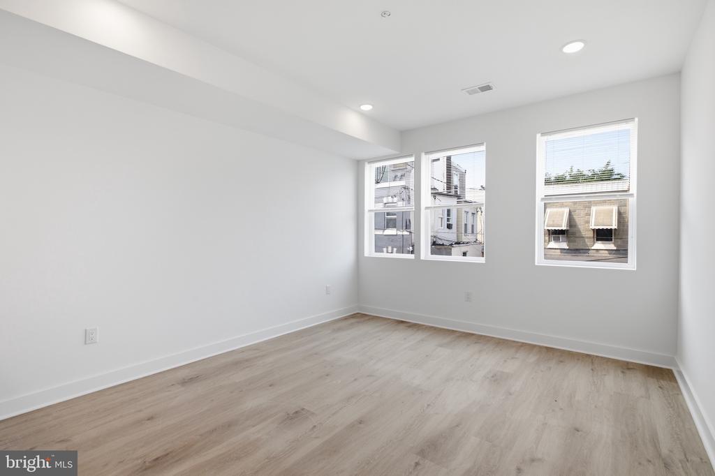 3974 RENO STREET Unit: 2