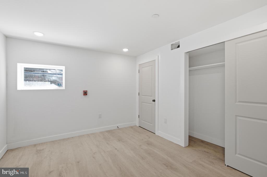 2346 N 16TH STREET Unit: 1