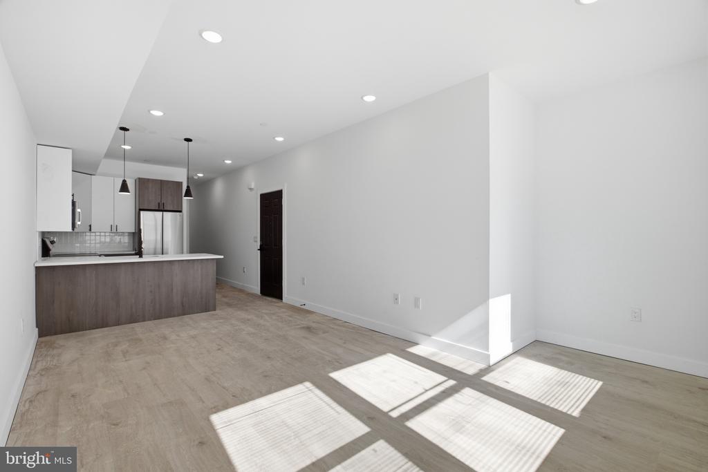 2346 N 16TH STREET Unit: 2