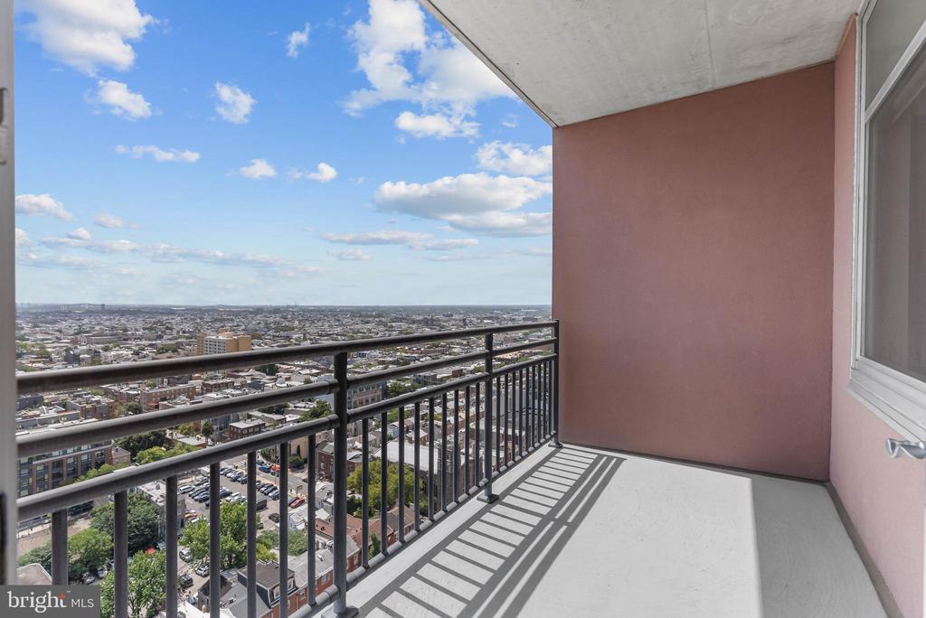 440 S BROAD STREET Unit: 2206 & 2204