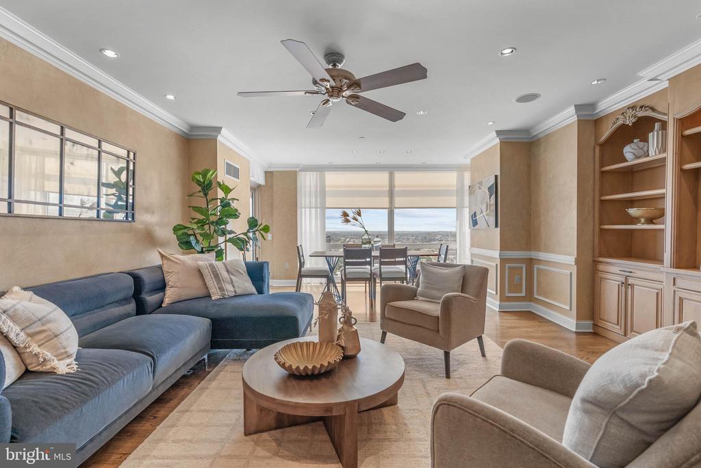 440 S BROAD STREET Unit: 2206 & 2204