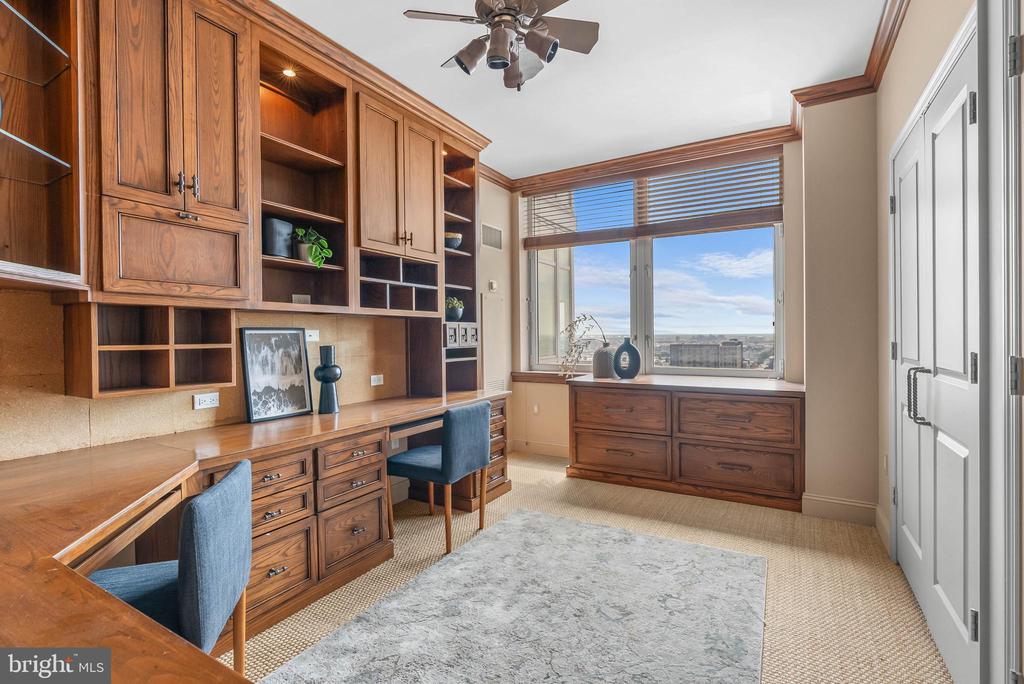 440 S BROAD STREET Unit: 2206 & 2204