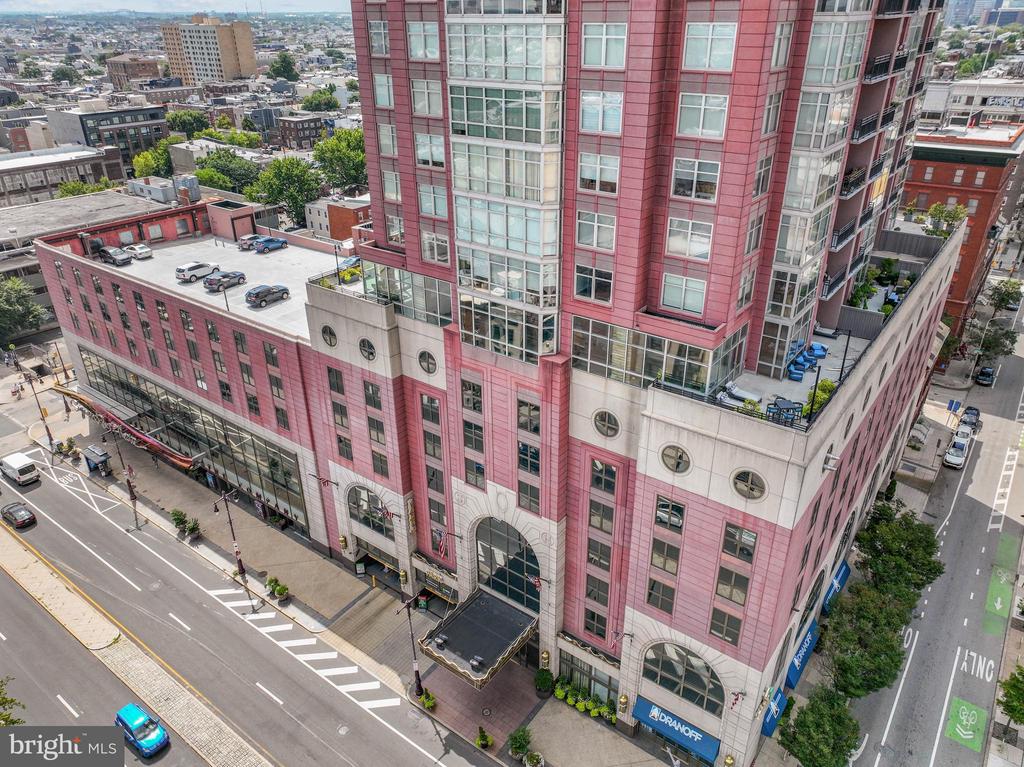 440 S BROAD STREET Unit: 2206 & 2204