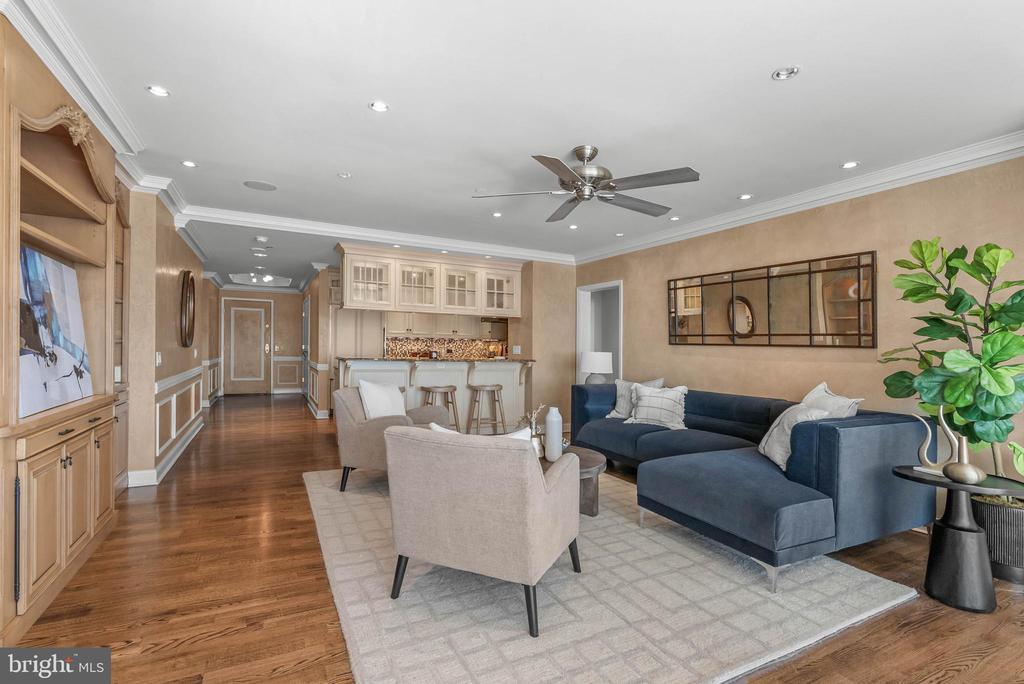 440 S BROAD STREET Unit: 2206 & 2204