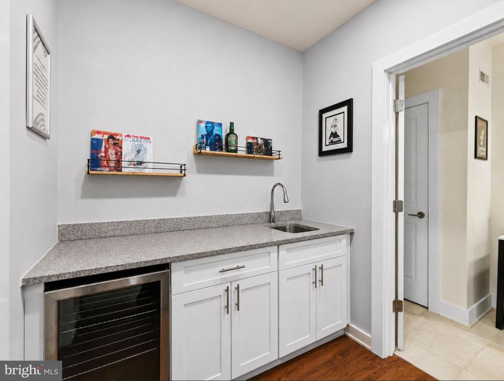 1950 N 6TH STREET Unit: 3