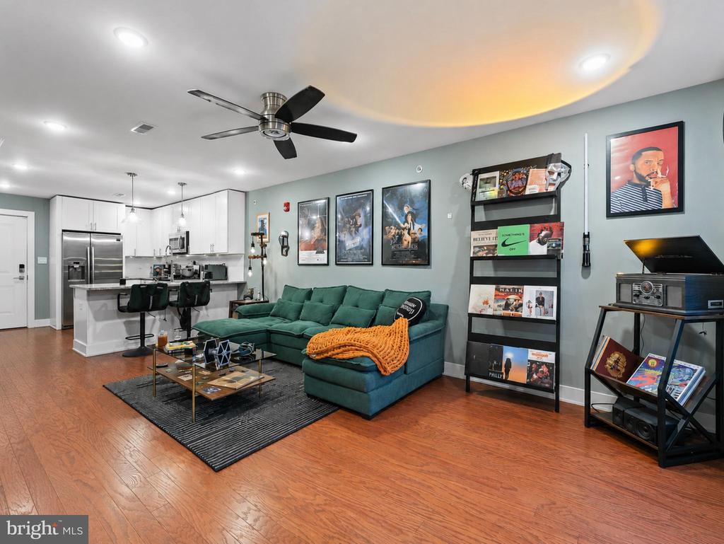 1950 N 6TH STREET Unit: 3