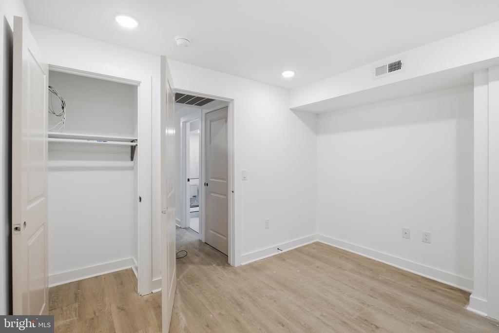 2126 N PERCY STREET Unit: 1