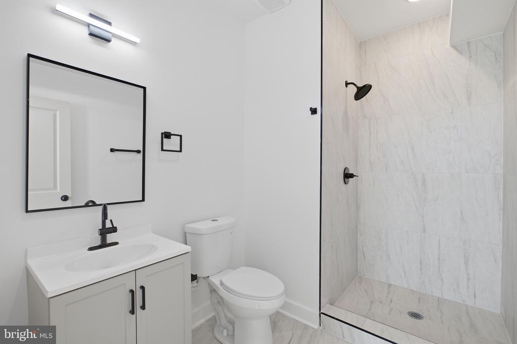 2126 N PERCY STREET Unit: 2