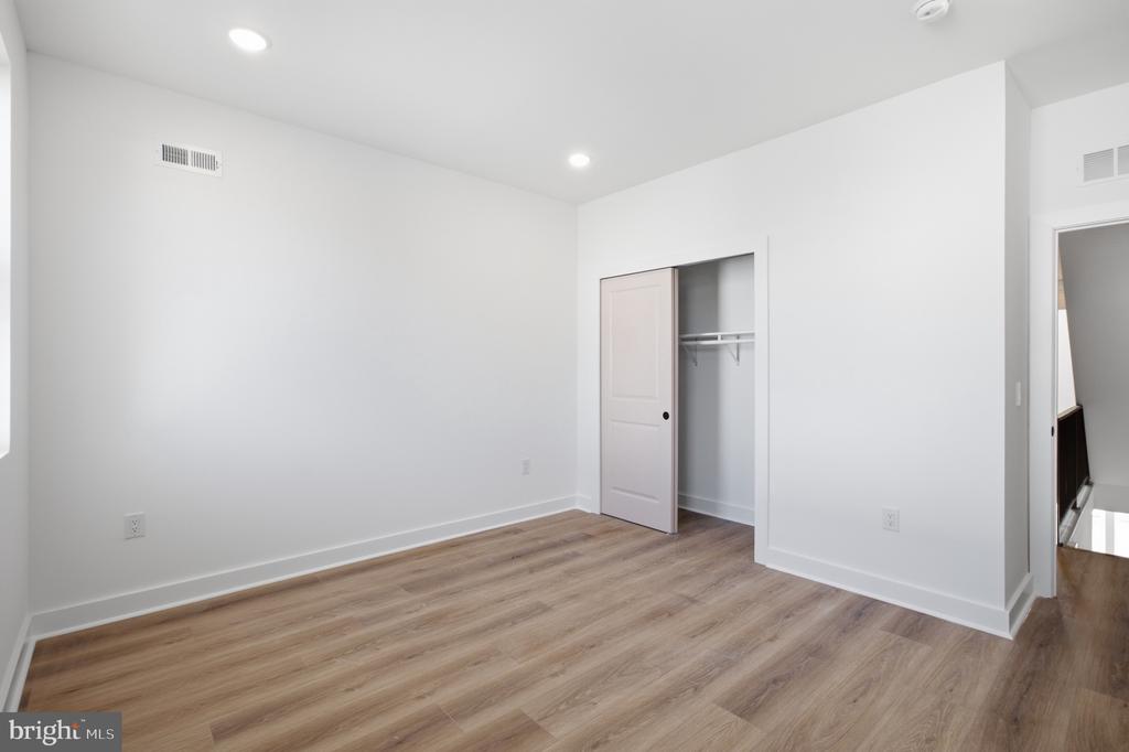 2126 N PERCY STREET Unit: 2