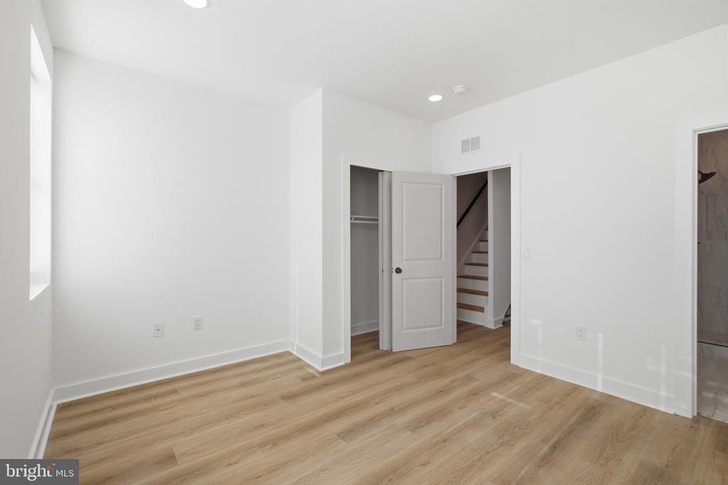 2126 N PERCY STREET Unit: 2