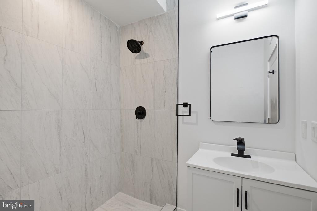 2554 N 12TH STREET Unit: 2