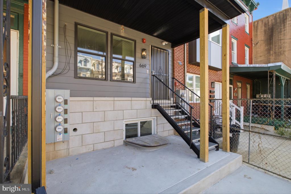 669 N 39TH STREET Unit: 1