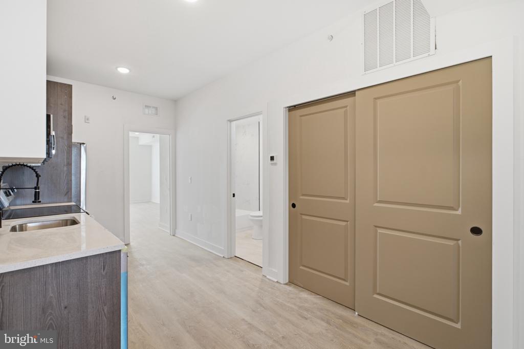 669 N 39TH STREET Unit: 3