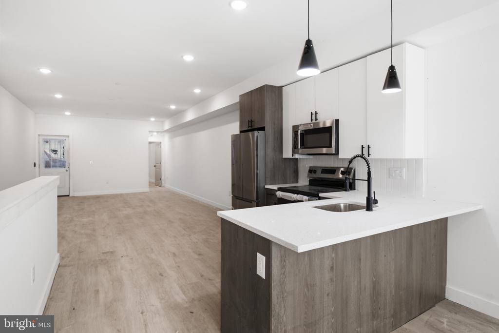 2330 N 16TH STREET Unit: 1