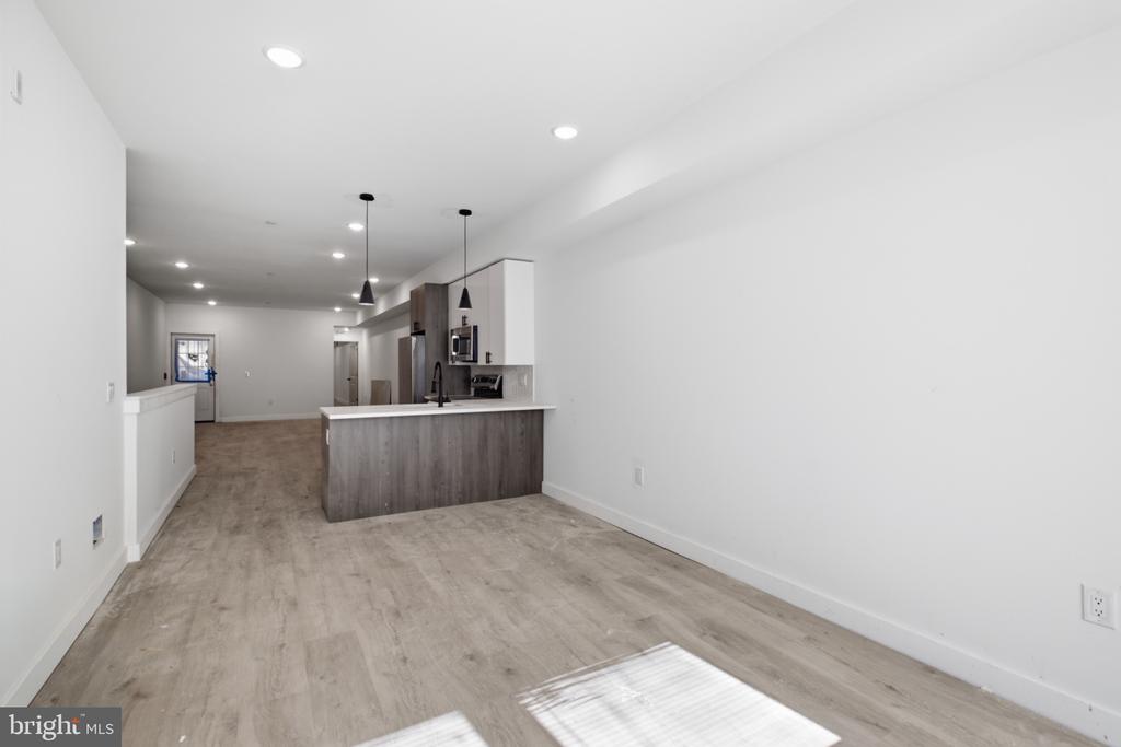 2330 N 16TH STREET Unit: 1