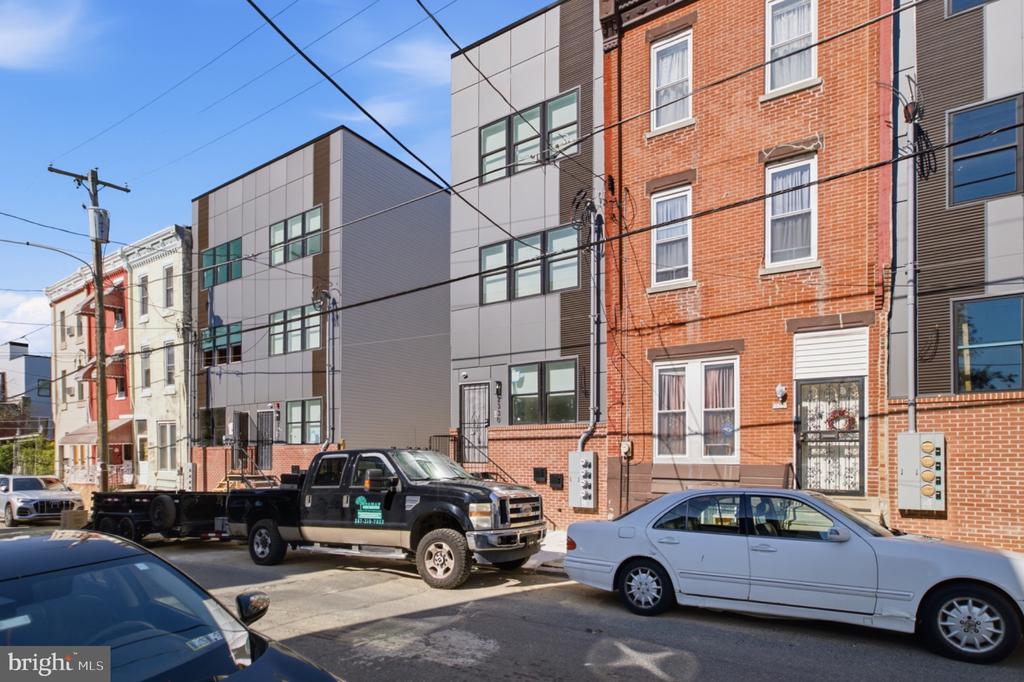 2330 N 16TH STREET Unit: 1