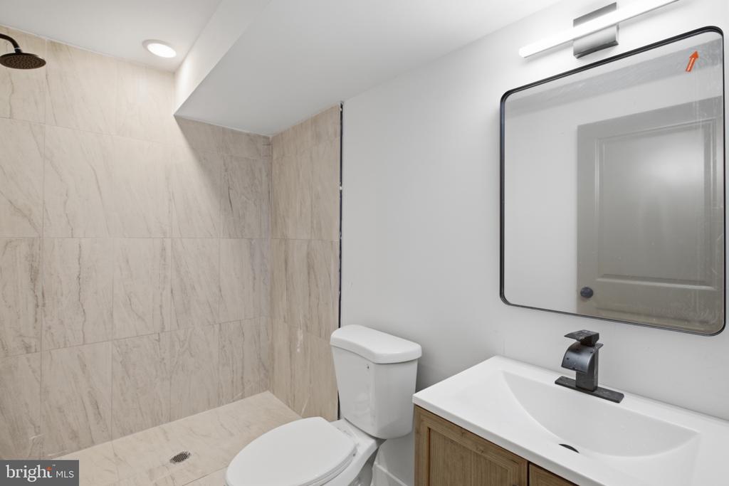2330 N 16TH STREET Unit: 1