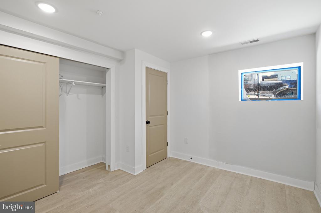 2330 N 16TH STREET Unit: 1