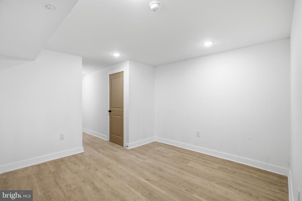 2330 N 16TH STREET Unit: 1