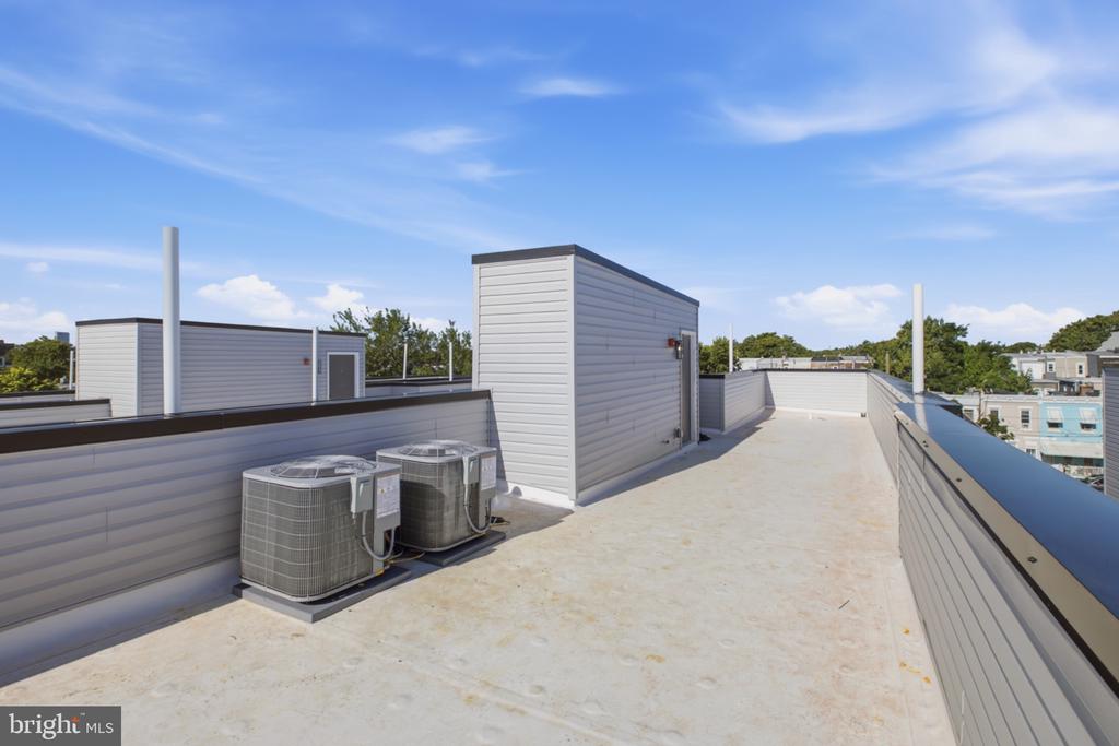 2330 N 16TH STREET Unit: 3