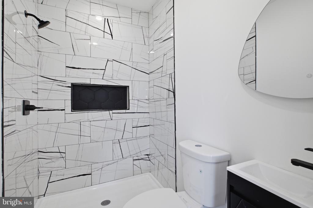 349 N 62ND STREET Unit: 3
