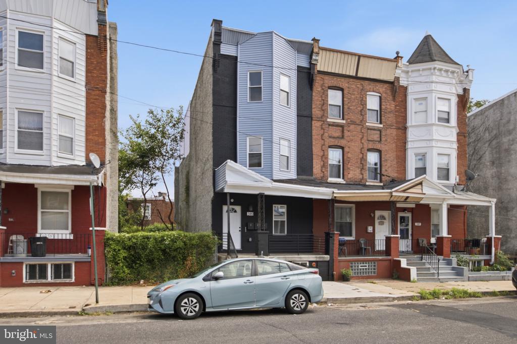 349 N 62ND STREET Unit: 3